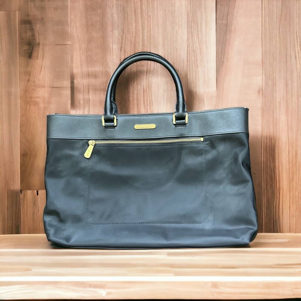 Michael Kors Tote - Picture 4 of 8